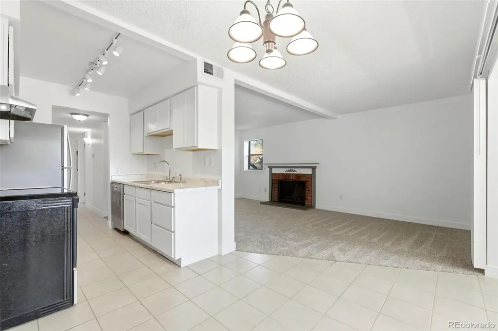 3868 S Fraser Street Aurora CO 80014