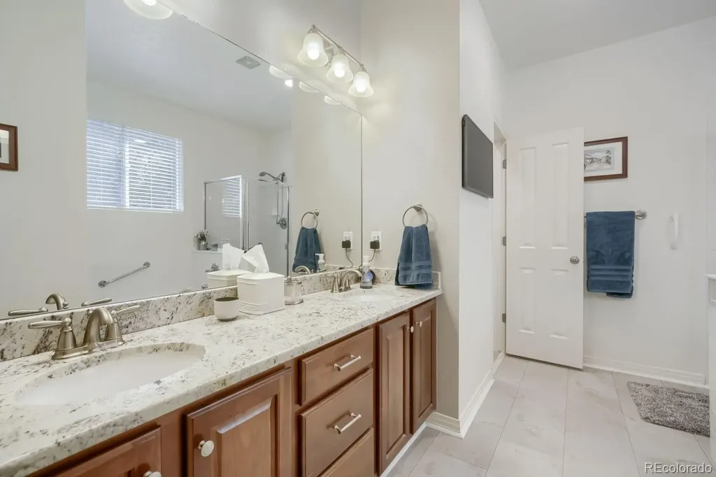 537 Peregrine Circle Longmont CO 80504