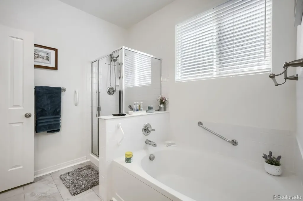 537 Peregrine Circle Longmont CO 80504