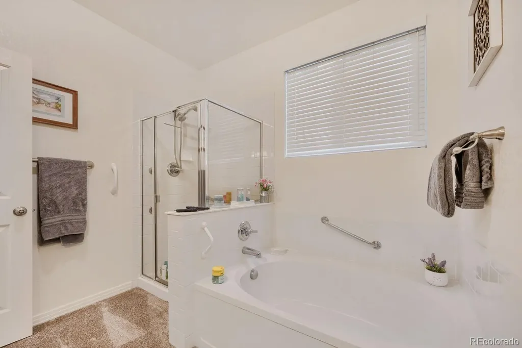 537 Peregrine Circle Longmont CO 80504