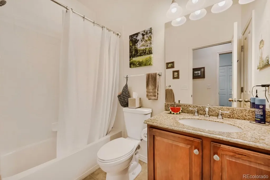 537 Peregrine Circle Longmont CO 80504