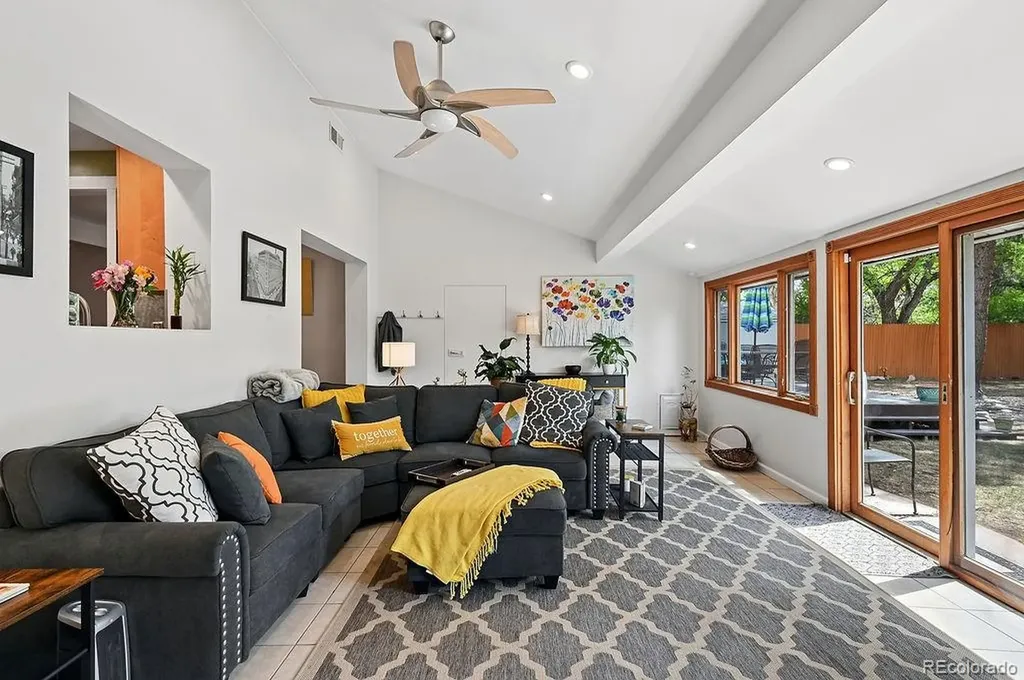 5402 E Warren Avenue Denver CO 80222