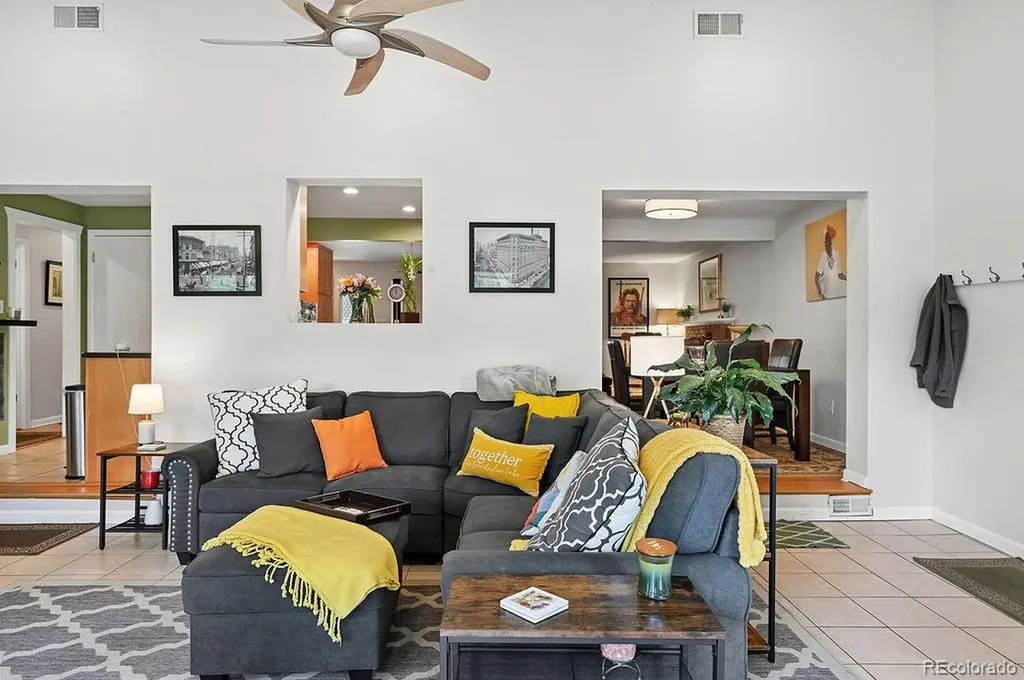 5402 E Warren Avenue Denver CO 80222