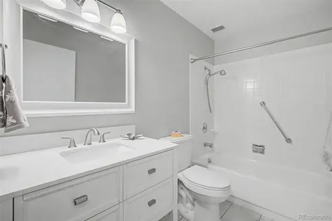 3082 S Wheeling Way Aurora CO 80014
