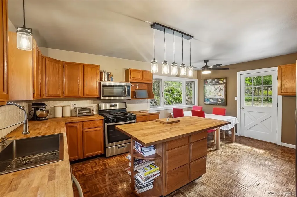 31582 Pike View Drive Conifer CO 80433