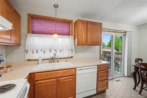 1771 S Genoa Way Aurora CO 80017