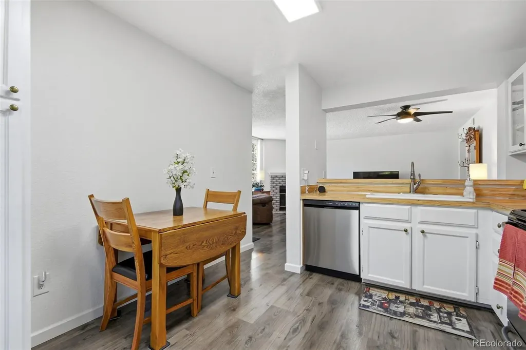 965 S Miller Street Lakewood CO 80226