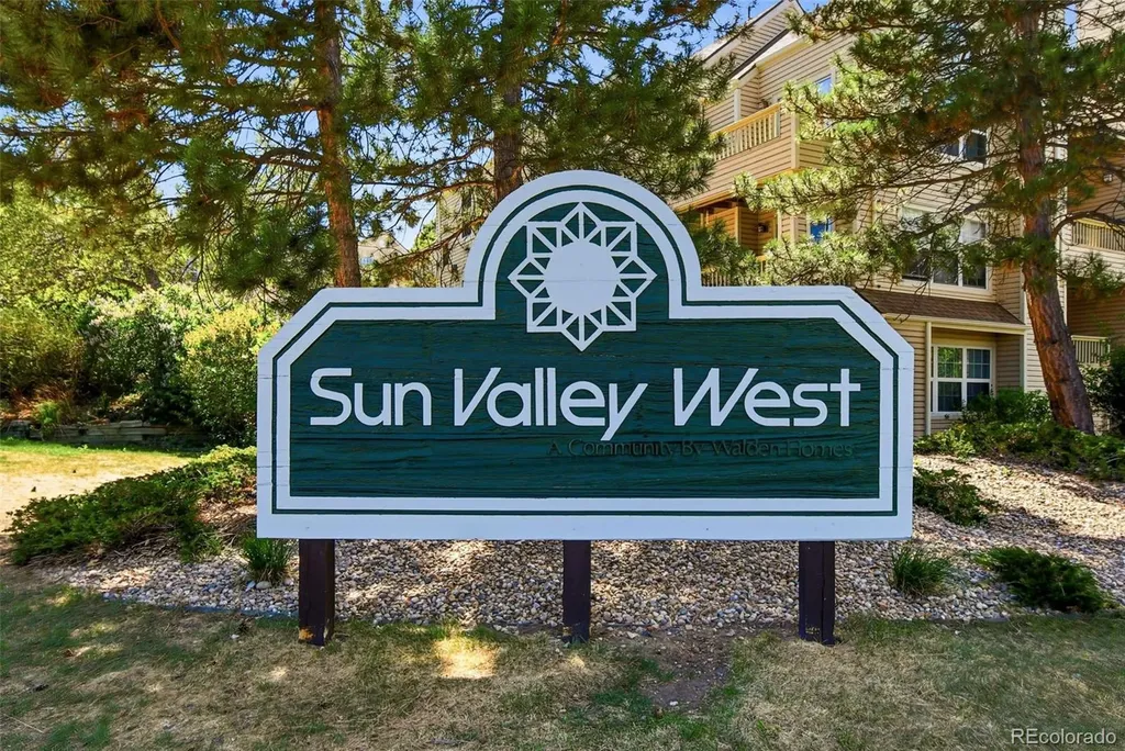 965 S Miller Street Lakewood CO 80226