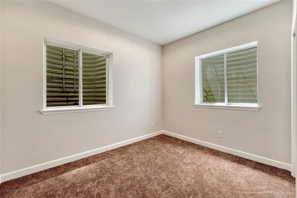 5050 S Riviera Court Aurora CO 80015