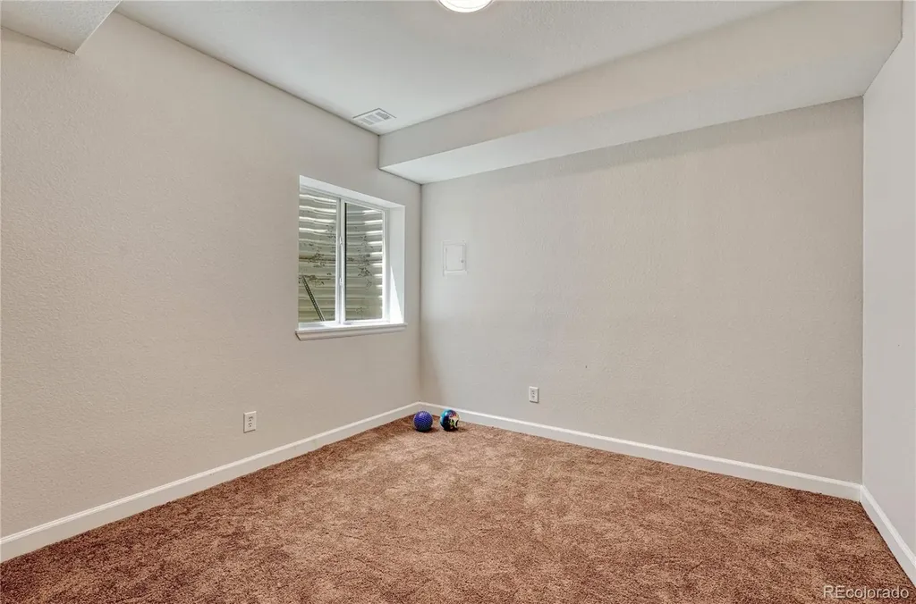 5050 S Riviera Court Aurora CO 80015