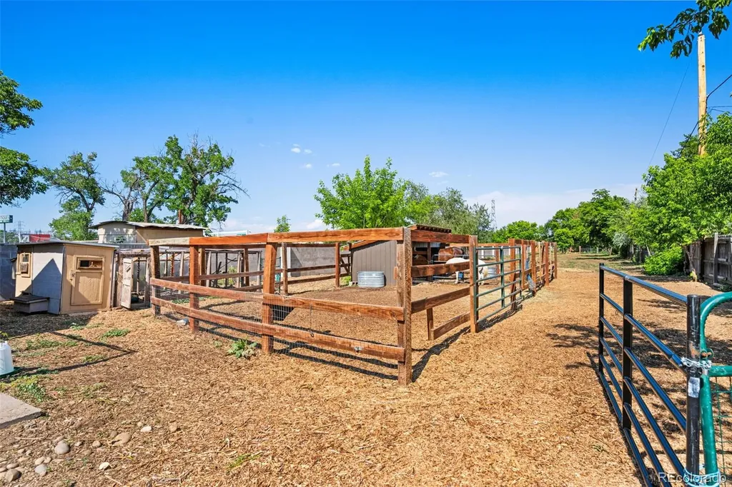 4720 Robb Street Wheat Ridge CO 80033