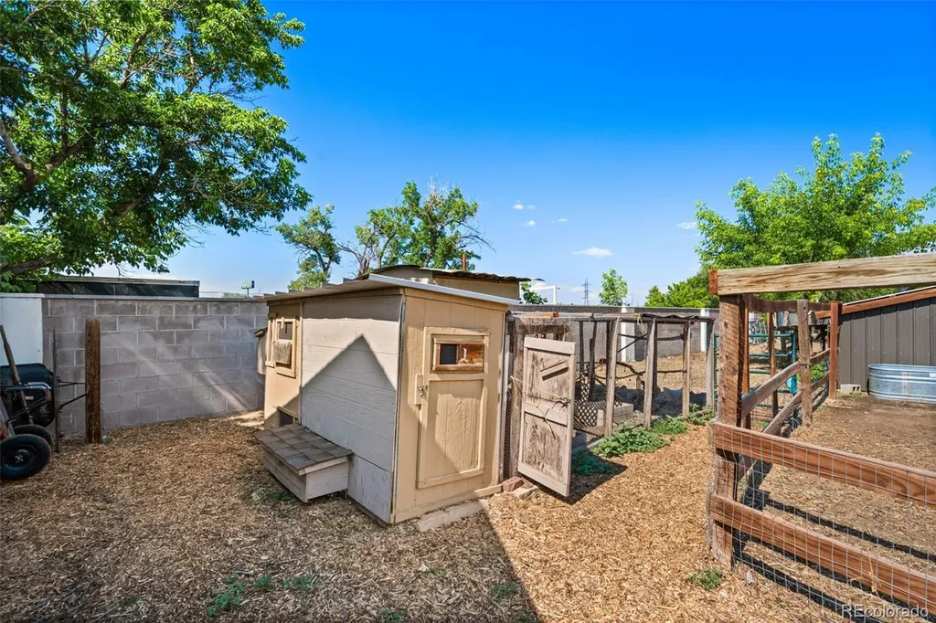 4720 Robb Street Wheat Ridge CO 80033