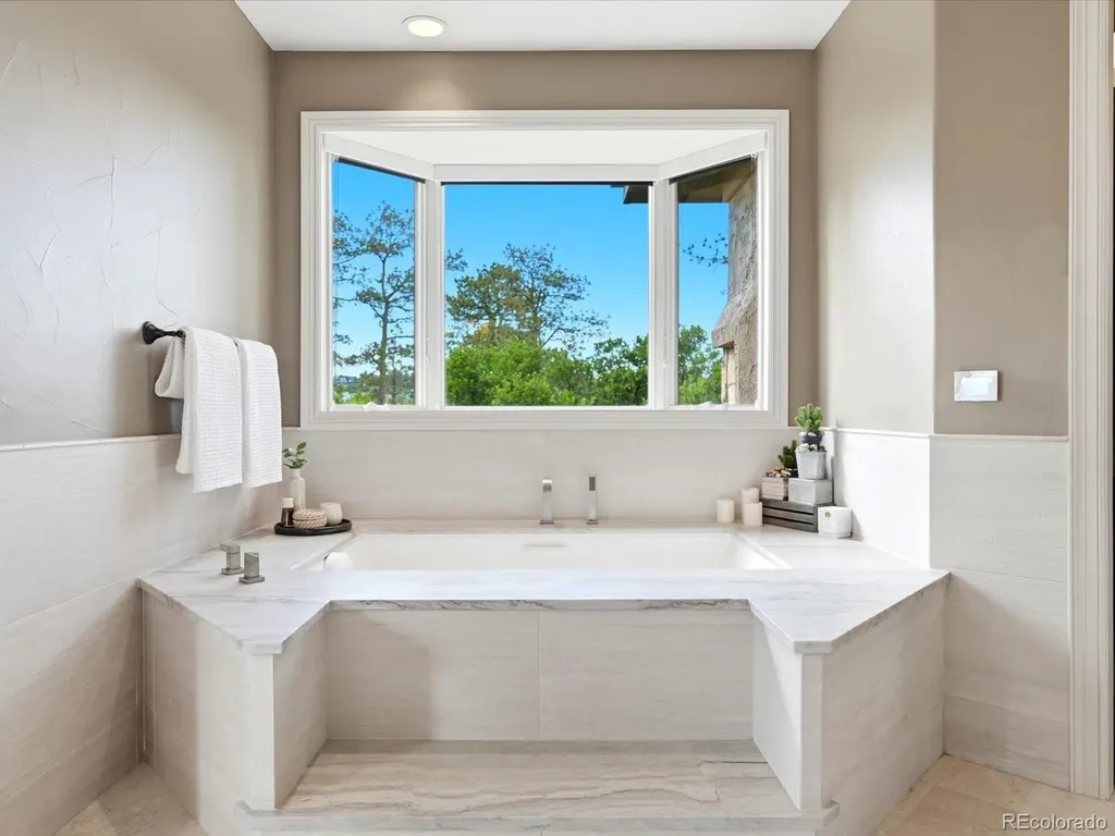 614 Cliffgate Lane Castle Rock CO 80108