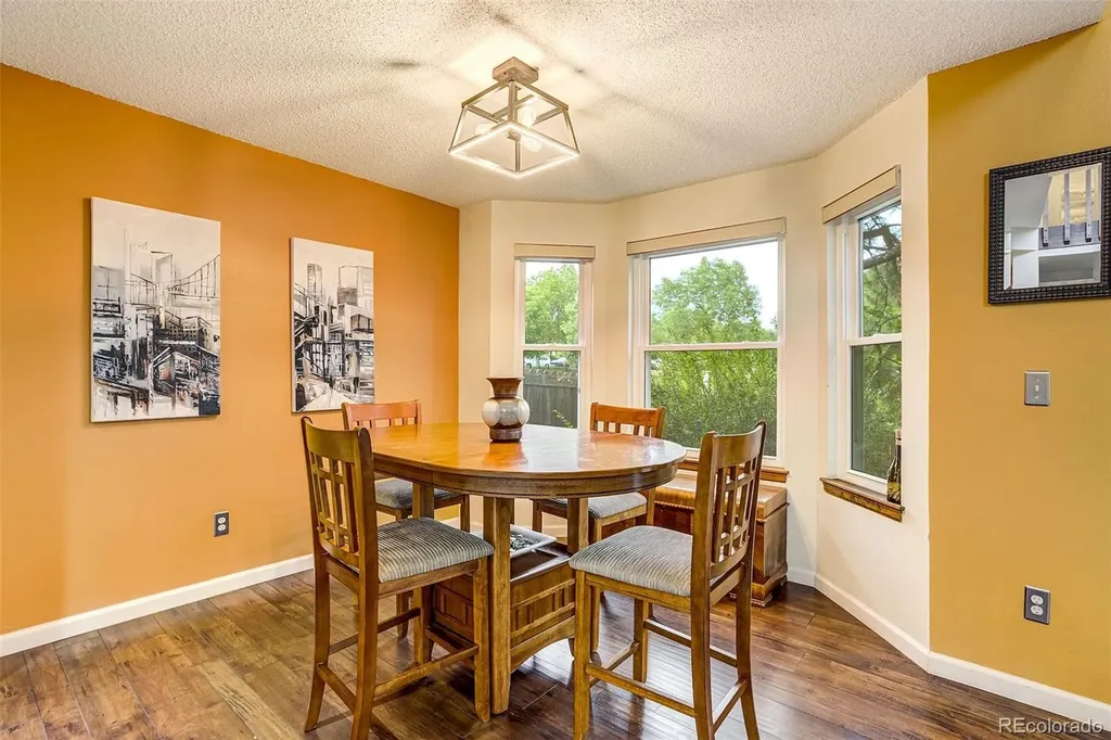 2077 E Phillips Place Littleton CO 80122