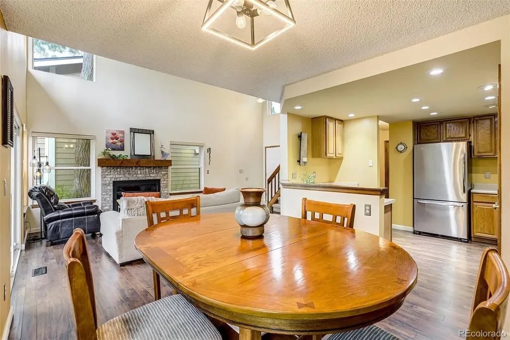 2077 E Phillips Place Littleton CO 80122