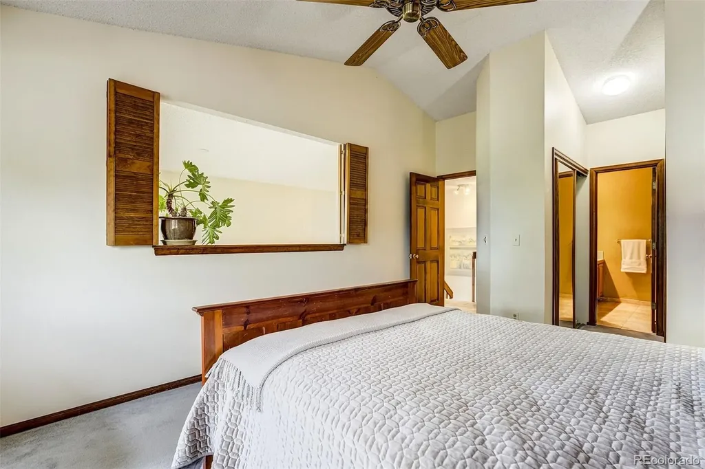 2077 E Phillips Place Littleton CO 80122