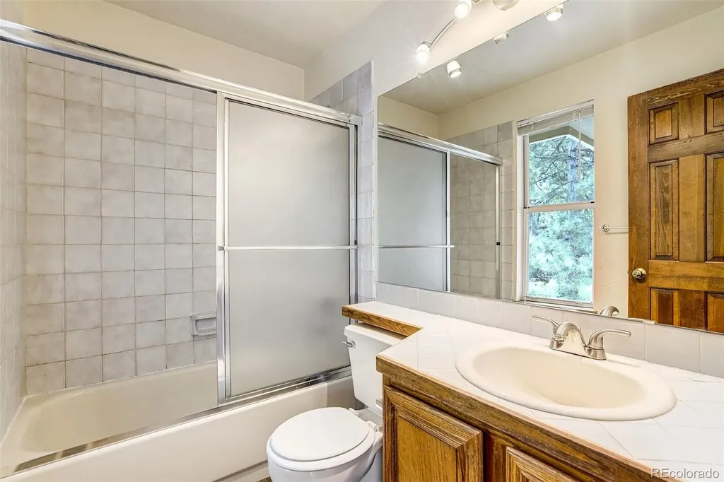 2077 E Phillips Place Littleton CO 80122