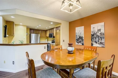 2077 E Phillips Place Littleton CO 80122