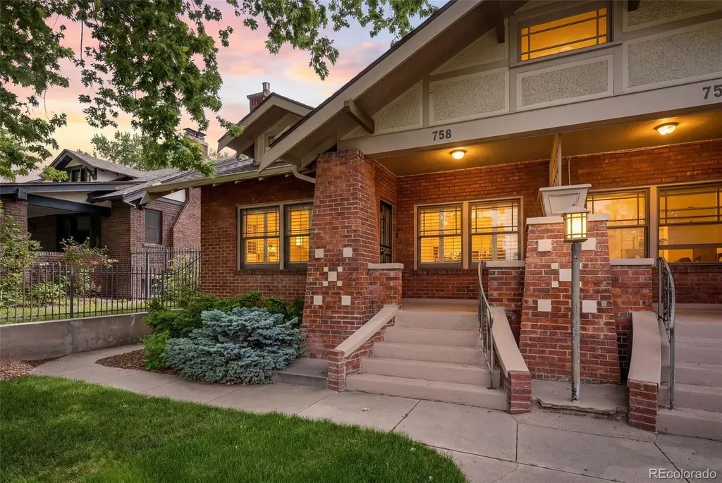 758 Elizabeth Street Denver CO 80206