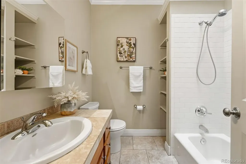 758 Elizabeth Street Denver CO 80206