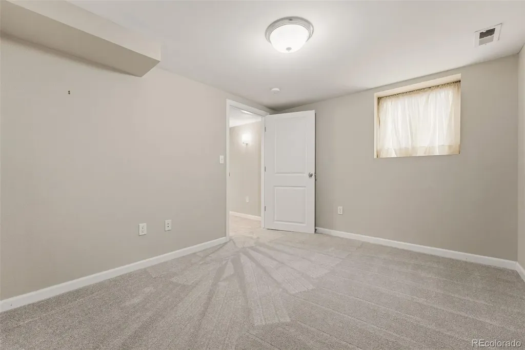 758 Elizabeth Street Denver CO 80206