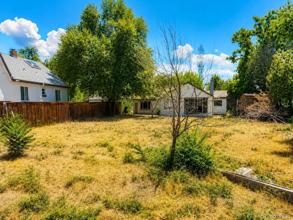 3864 W Kentucky Avenue Denver CO 80219