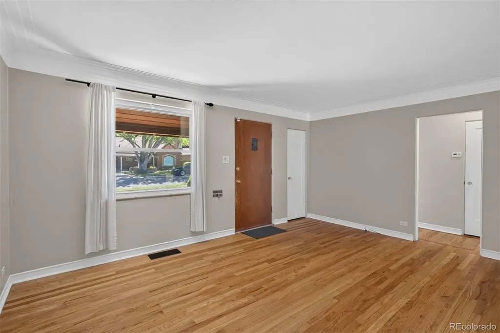 1211 Jasmine Street Denver CO 80220