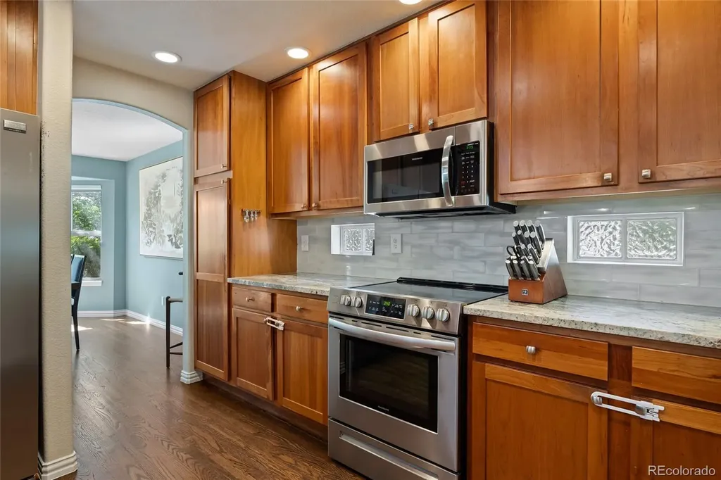 1011 S Valentia Street Denver CO 80247