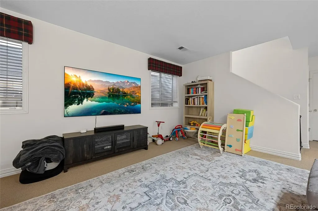 1011 S Valentia Street Denver CO 80247