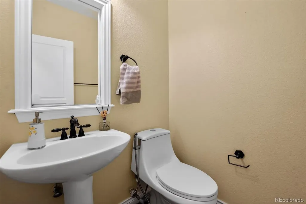 15258 W 75th Place Arvada CO 80007