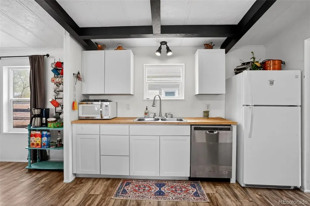 225 W Grand Street La Veta CO 81055