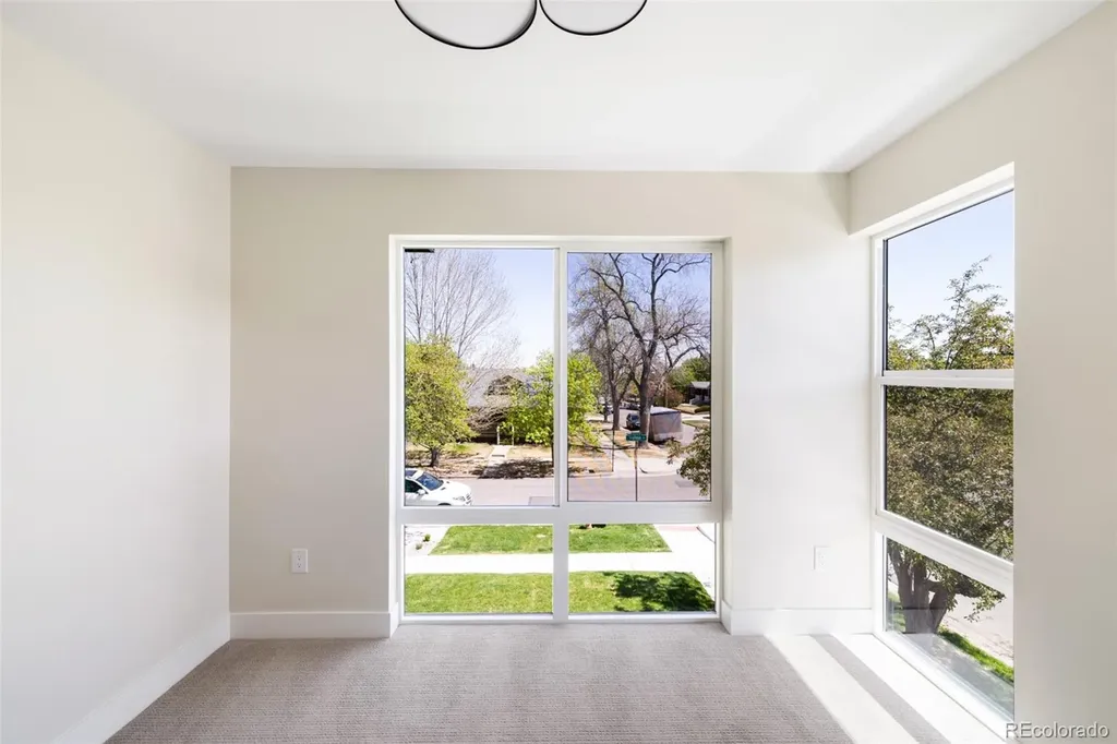 2203 W 37th Avenue Denver CO 80211