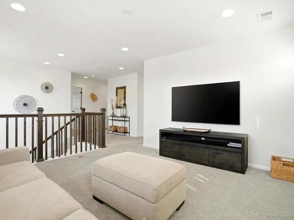 872 Goodrich Peak Street Erie CO 80516