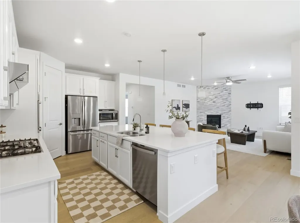 9989 E 62nd Avenue Denver CO 80238