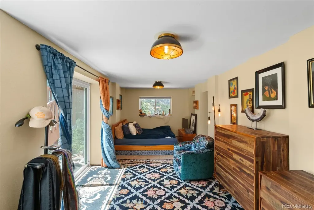 6840 Eagle Mountain Road Manitou Springs CO 80829
