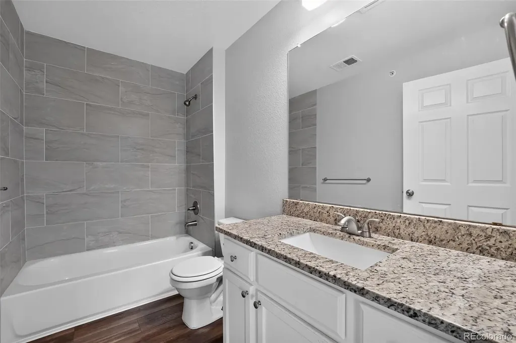 1601 Fraser Court Aurora CO 80011