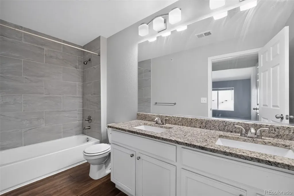 1601 Fraser Court Aurora CO 80011