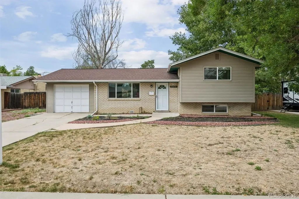 8419 Ames Street Arvada CO 80003