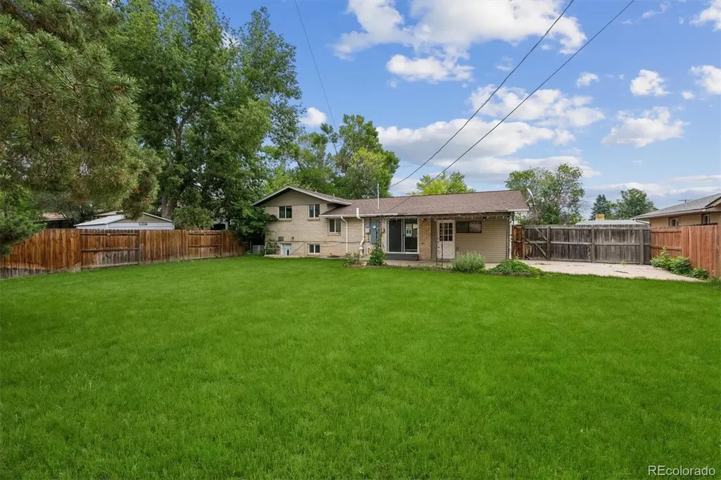 8419 Ames Street Arvada CO 80003