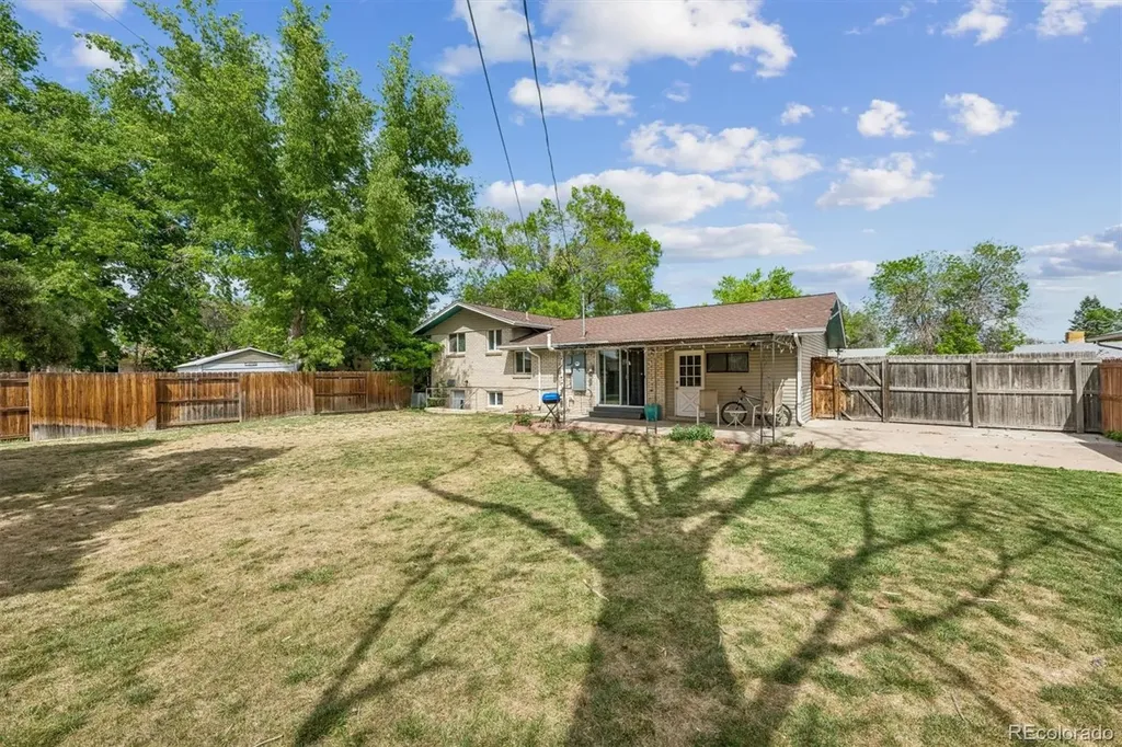 8419 Ames Street Arvada CO 80003