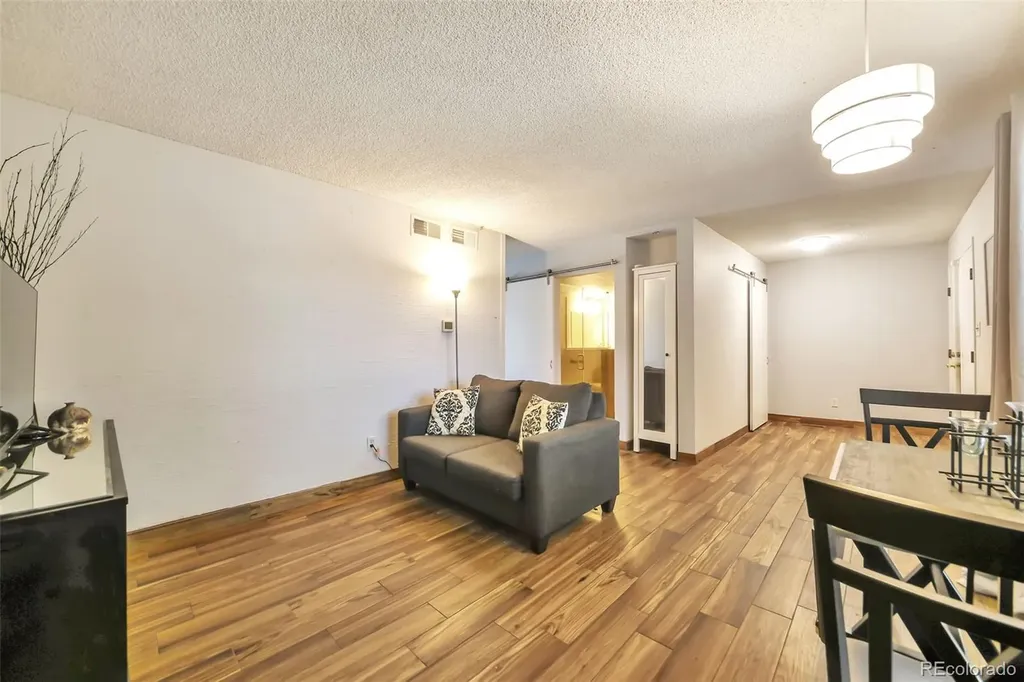 10265 E Evans Avenue Aurora CO 80247