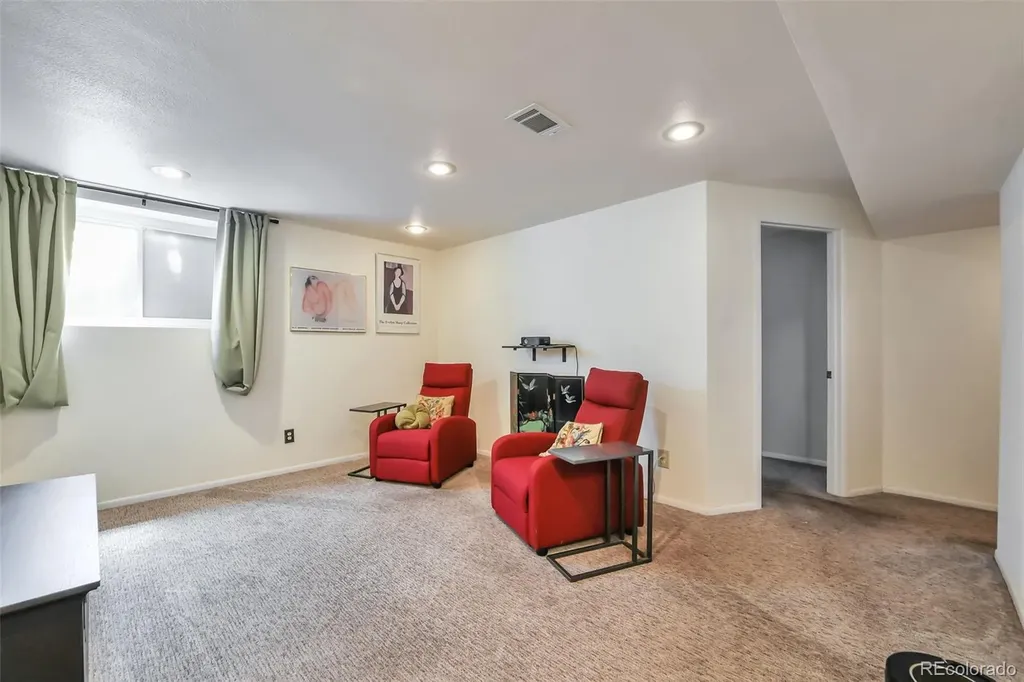 10265 E Evans Avenue Aurora CO 80247