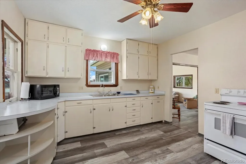 1374 Road 110 Mosca CO 81146