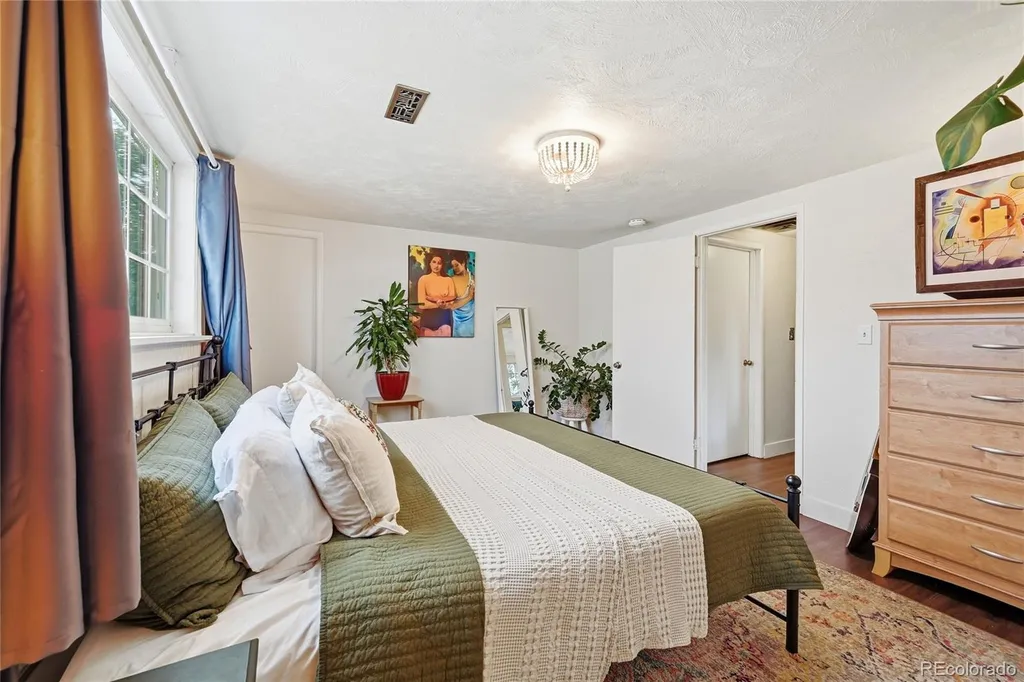 1660 Ingalls Street Lakewood CO 80214