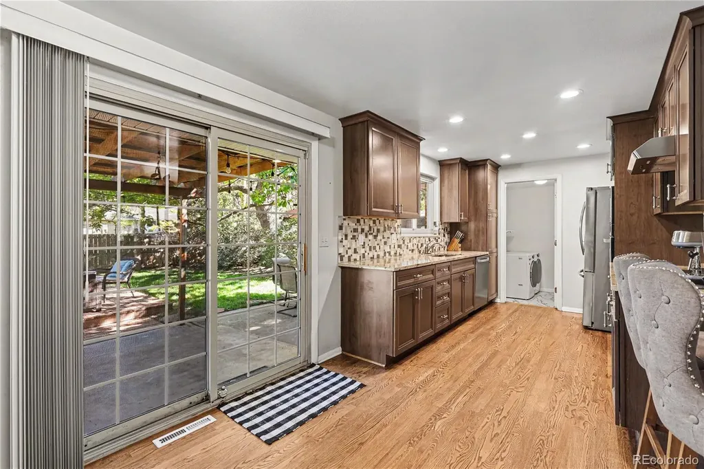 2986 S Whiting Way Denver CO 80231