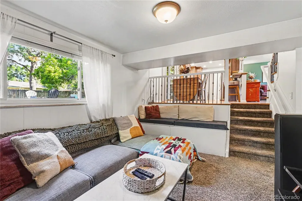 2986 S Whiting Way Denver CO 80231
