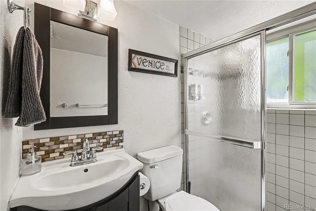 2986 S Whiting Way Denver CO 80231