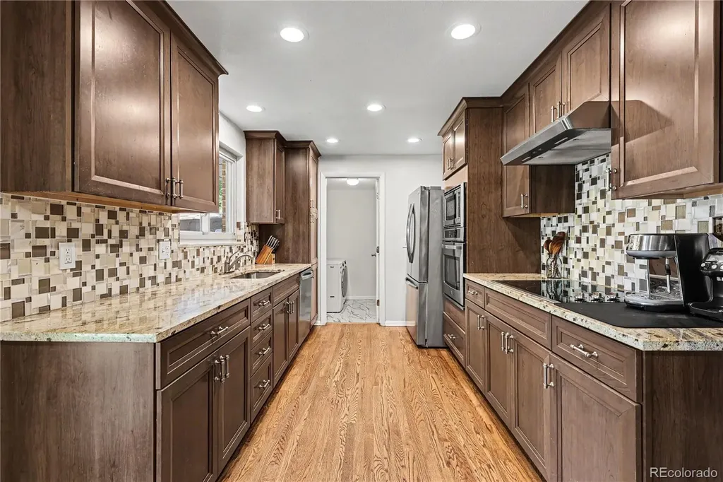 2986 S Whiting Way Denver CO 80231