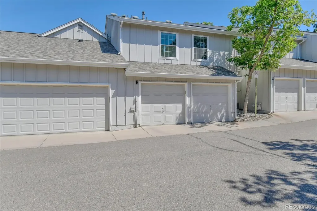 3031 W Long Court Littleton CO 80120
