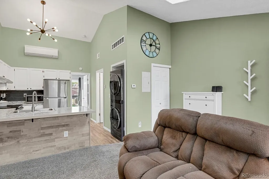 1214 S Flower Circle Lakewood CO 80232